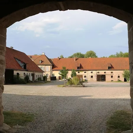 Former Wagonry In The Castle Complex Hébergement de vacances Maroldsweisach